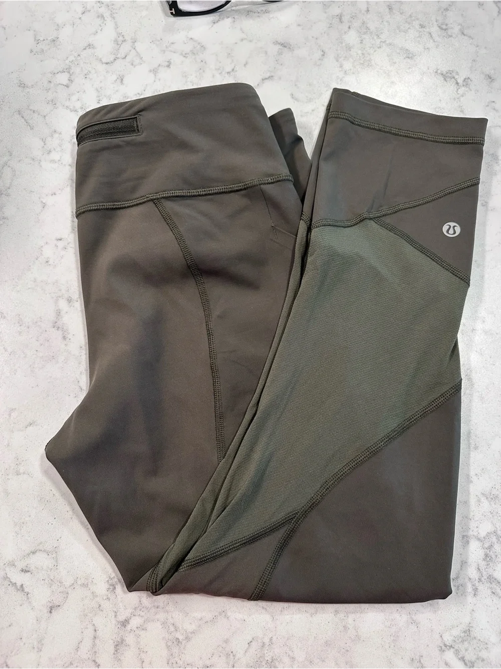lululemon athletica Olive Green High-Rise Leggings - Picture 2 of 6